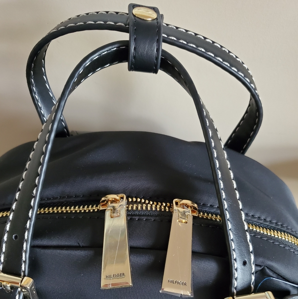 Tommy Hilfiger Backpack - Picture 5 of 8